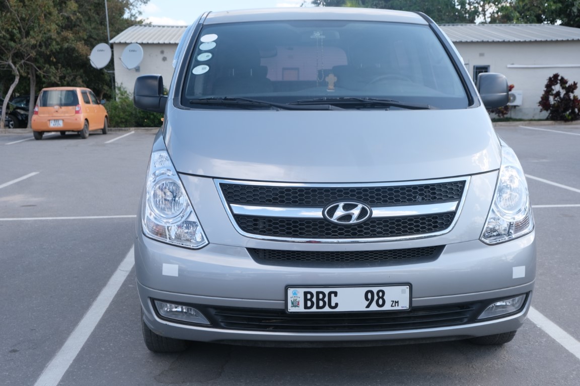 Hyundai Grand Starex
